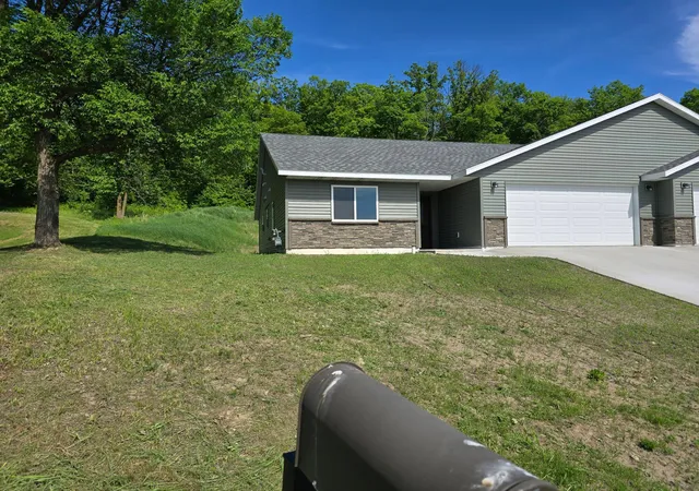 1st image of 1475 Michigan Ave, Detroit Lakes, MN 56501 | MLS# 7086497