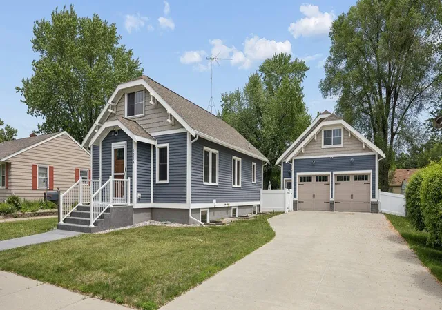 Photo 1 of Single family home for sale at 1014 11th Avenue N, Saint Cloud, MN 56303 | MLS# 7086524 | Listing updated on 2026-08-19