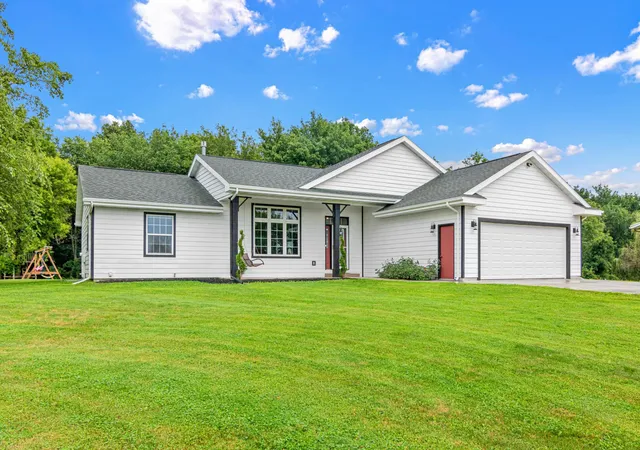 2nd image of 8254 110th St, Spring Valley, WI 54767 | MLS# 7086535