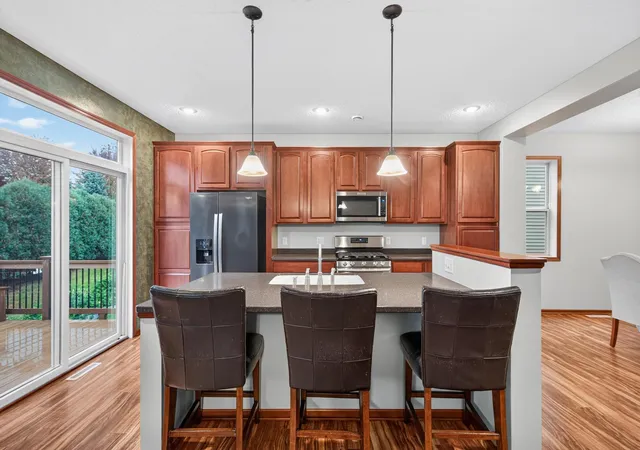 Photo 2 of Single family home for sale at 1779 Fescue Ct, Shakopee, MN 55379 | MLS# 7086594 | Listing updated on 2026-10-17
