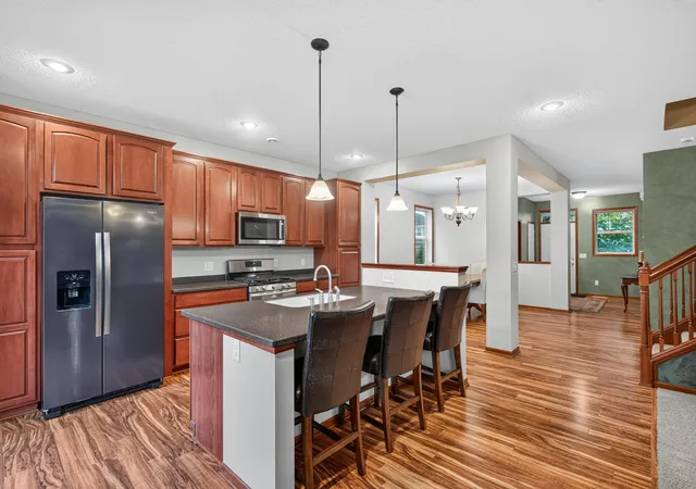 Photo 3 of Single family home for sale at 1779 Fescue Ct, Shakopee, MN 55379 | MLS# 7086594 | Listing updated on 2026-10-17