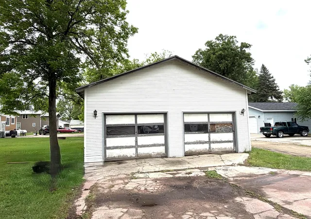 Homes for sale in Erskine, MN | 420 2nd Ave S, Erskine, MN 56535 | MLS# 7086610