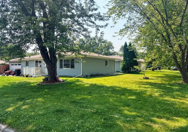 Photo 16 of Sale Pending at 1306 11th Street Se, Saint Cloud, MN 56304 | MLS# 7086676 | Listing updated on 2026-08-04