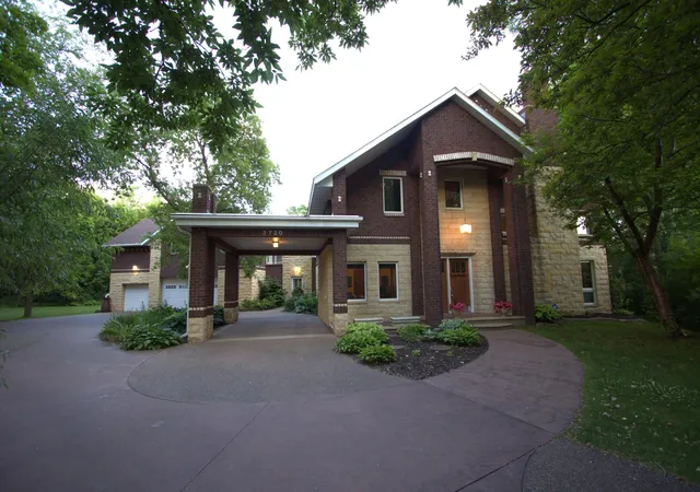 Photo 1 of Single family home for sale at 3720 Denmark Ct E, Saint Paul, MN 55123 | MLS# 7086708 | Listing updated on 2026-08-31