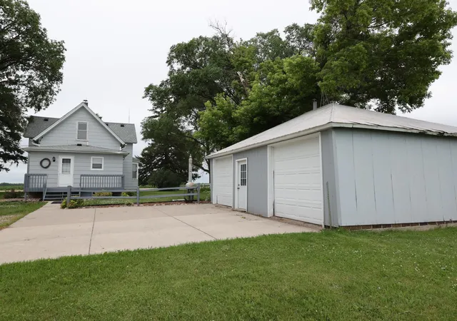 Homes for sale in New Prague, MN | 31160 171St Ave, New Prague, MN 56071 | MLS# 7086710