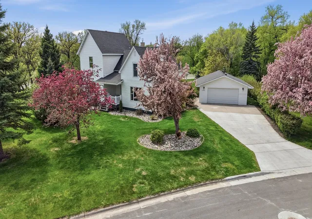 Photo 1 of Single family home for sale at 1323 S River Dr, Moorhead, MN 56560 | MLS# 7086741 | Listing updated on 2026-10-07