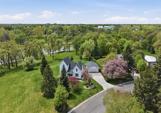 Photo 2 of Single family home for sale at 1323 S River Dr, Moorhead, MN 56560 | MLS# 7086741 | Listing updated on 2026-10-07