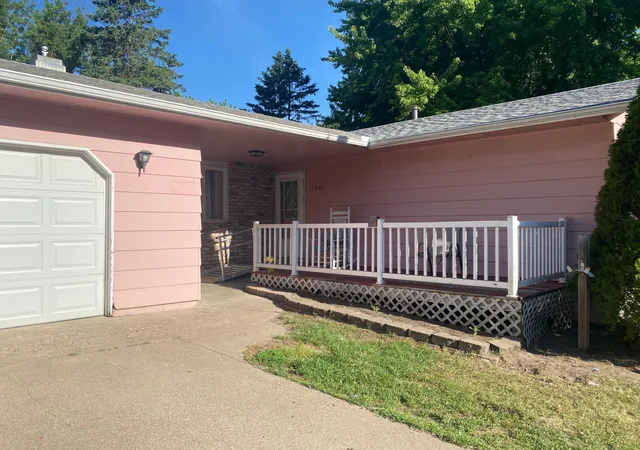 Homes for sale in Princeton, MN | 1007 10Th Ave N, Princeton, MN 55371 | MLS# 7086775