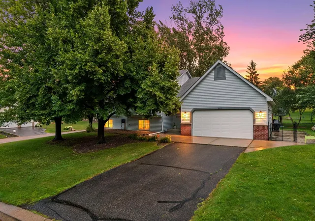 1st image of 8455 174th St W, Lakeville, MN 55044 | MLS# 7086802