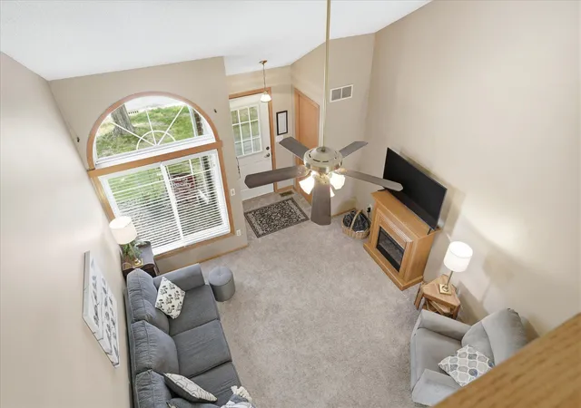 Homes for sale in Woodbury, MN | 6079 Courtly Alcove #B, Woodbury, MN 55125 | MLS# 7086804