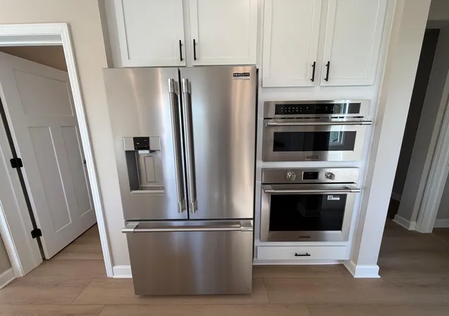 Photo 3 of Single family home for sale at 1702 Hadley Hills Dr Ne, Rochester, MN 55906 | MLS# 7086812 | Listing updated on 2026-10-08