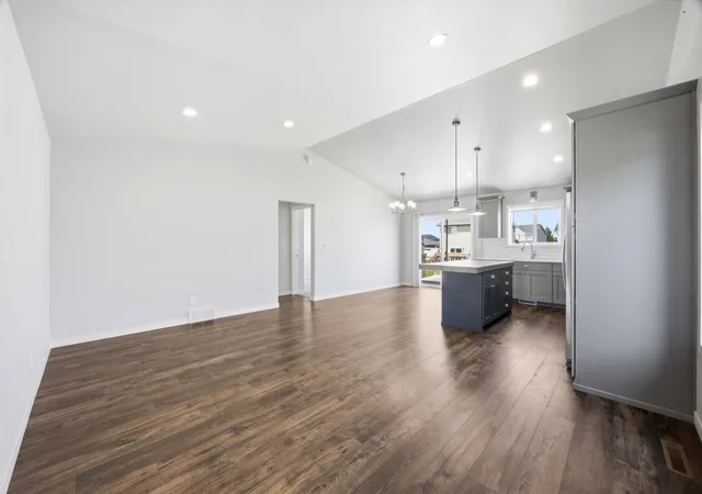 5th image of 5796 Deb Dr W, West Fargo, ND 58078 | MLS# 7086823