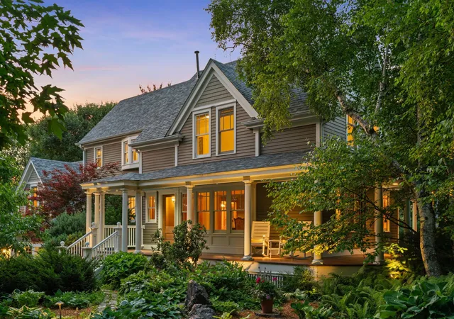 4th image of 607 Ivy Falls Ave, Mendota Heights, MN 55118 | MLS# 7086826