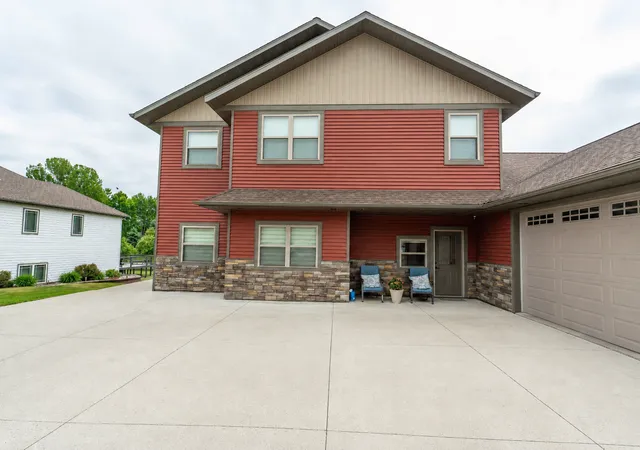 Homes for sale in Fergus Falls, MN | 1506 Viking Ct, Fergus Falls, MN 56537 | MLS# 7086868