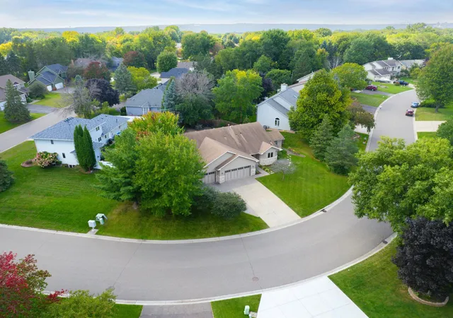 Homes for sale in Maplewood, MN | 915 Ferndale St S, Maplewood, MN 55119 | MLS# 7086877