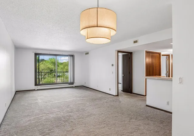5th image of 4710 58Th Ave N #201, Crystal, MN 55429 | MLS# 7086891