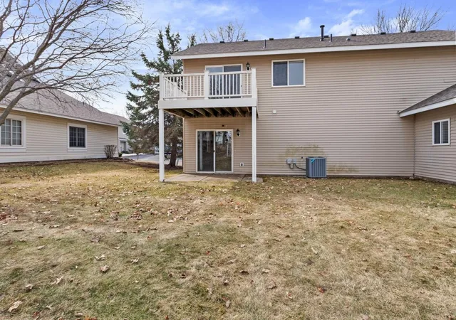 Homes for sale in Woodbury, MN | 2907 Devonshire Cir, Woodbury, MN 55125 | MLS# 7086949