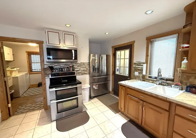 4th image of 37 E Boundary St E, Ely, MN 55731 | MLS# 7086969