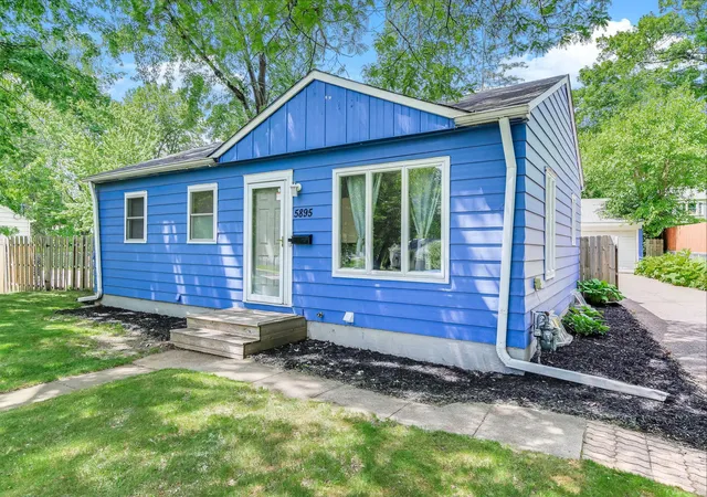 3rd image of 5895 Quebec Ave N, Crystal, MN 55428 | MLS# 7086978