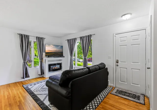 4th image of 5895 Quebec Ave N, Crystal, MN 55428 | MLS# 7086978