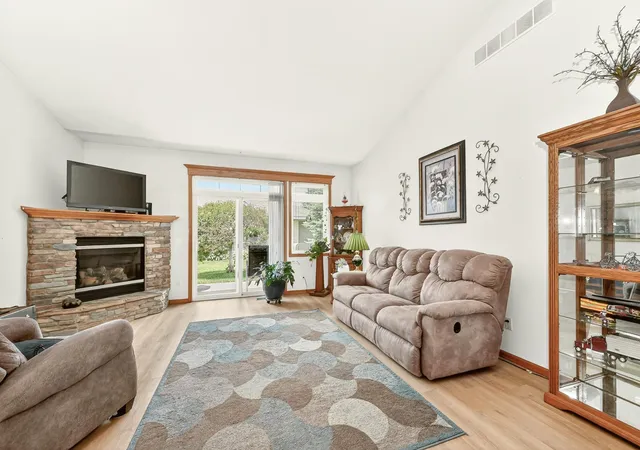 5th image of 4207 Redhawk Dr Se, Rochester, MN 55904 | MLS# 7087004