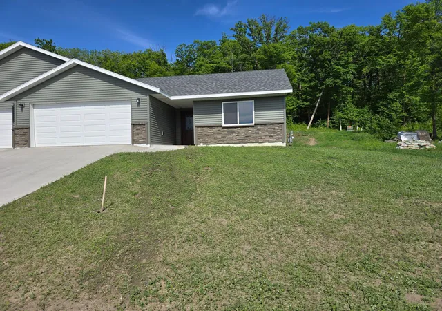 1st image of 1477 Michigan Ave, Detroit Lakes, MN 56501 | MLS# 7087014
