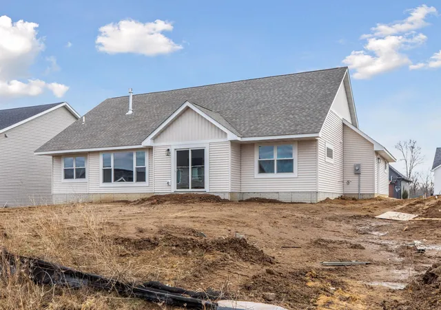 Homes for sale in Hammond, WI | 745 165th Ave, Hammond, WI 54015 | MLS# 7087021