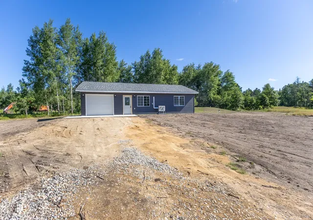 Photo 2 of Single family home for sale at 9511 White Sage Dr Nw, Bemidji, MN 56601 | MLS# 7087030 | Listing updated on 2026-08-25