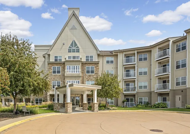 2nd image of 5650 Boone Ave N #116, New Hope, MN 55428 | MLS# 7087040