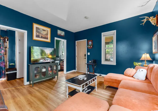 Photo 3 of Single family home for sale at 212 8th Street NW, Rochester, MN 55901 | MLS# 7087060 | Listing updated on 2026-09-21