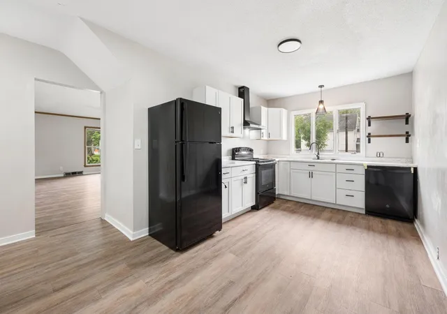 5th image of 704 8Th Ave S, Saint Cloud, MN 56301 | MLS# 7087061