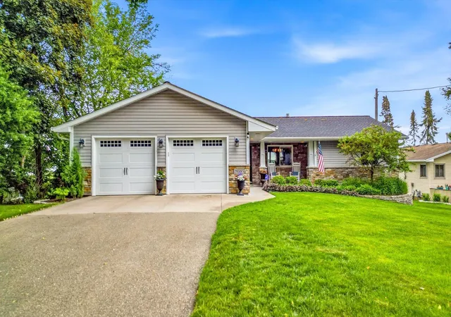 Homes for sale in Chisago City, MN | 28885 Park Pl, Chisago City, MN 55013 | MLS# 7087071