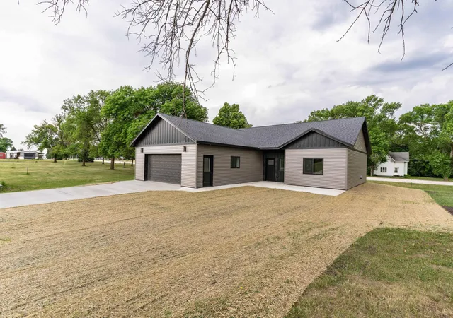 Photo 2 of Single family home for sale at 313 1st Street Ne, Rothsay, MN 56579 | MLS# 7087195 | Listing updated on 2026-07-28
