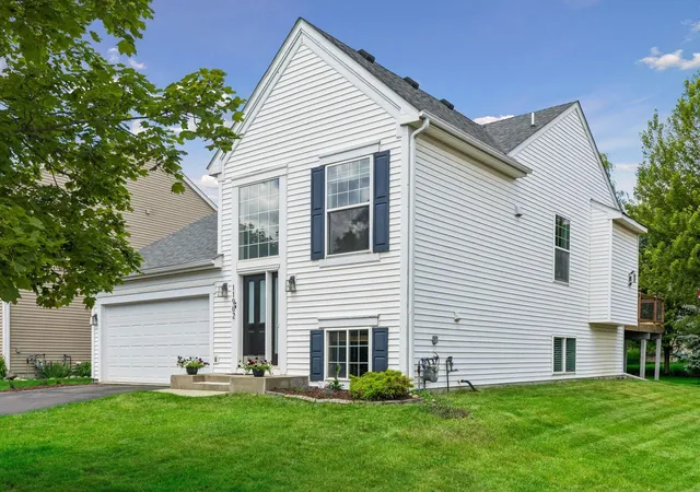 1st image of 11962 85th Pl N, Maple Grove, MN 55369 | MLS# 7087221