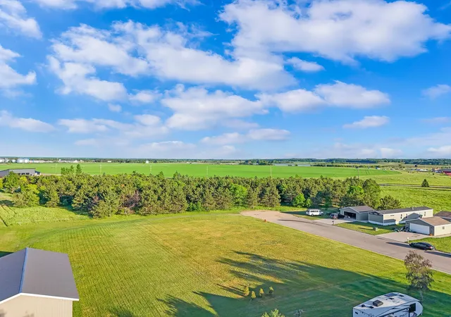 5th image of 707 4Th St Se, Perham, MN 56573 | MLS# 7087260
