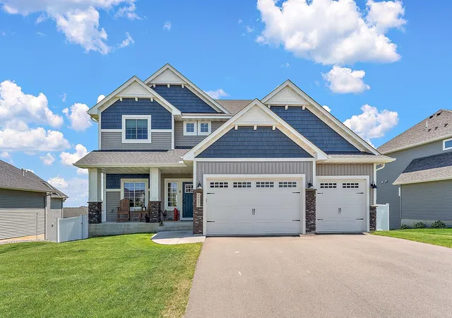 Photo 1 of Single family home for sale at 19856 Harvest Dr, Lakeville, MN 55044 | MLS# 7087263 | Listing updated on 2026-08-20