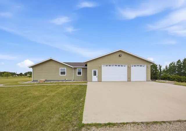 Homes for sale in Ulen, MN | 20371 180Th Ave N, Ulen, MN 56585 | MLS# 7087265
