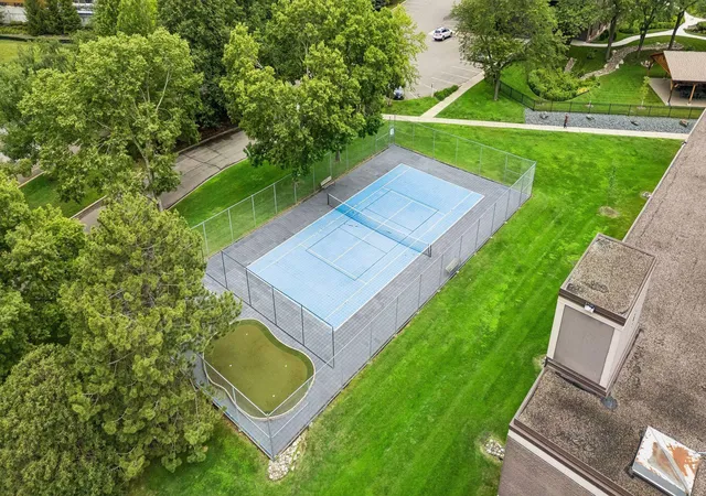 Homes for sale in Edina, MN | 7200 York Ave S #126, Edina, MN 55435 | MLS# 7087308