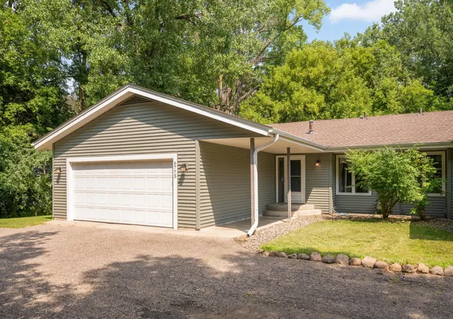 1st image of 6775 W 192nd Ave, Eden Prairie, MN 55346 | MLS# 7087332