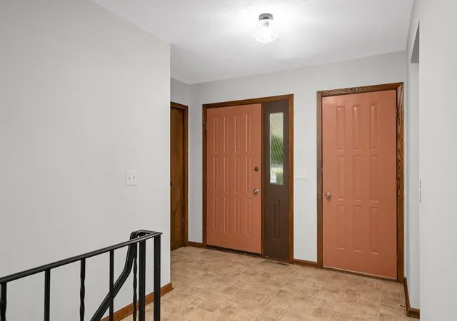 4th image of 6775 W 192Nd Ave, Eden Prairie, MN 55346 | MLS# 7087332