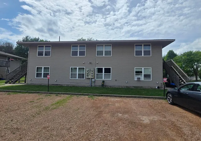 3rd image of 309 5Th Ave Nw, New Prague, MN 56071 | MLS# 7087349