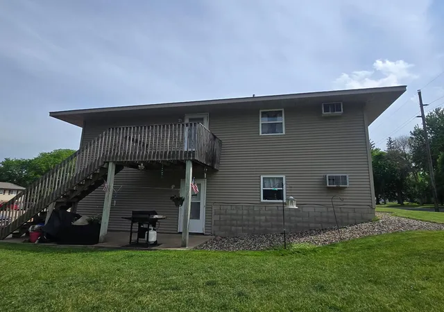 4th image of 309 5Th Ave Nw, New Prague, MN 56071 | MLS# 7087349