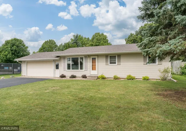 Homes for sale in Mankato, MN | 904 Mayvis Blvd, Mankato, MN 56001 | MLS# 7087355