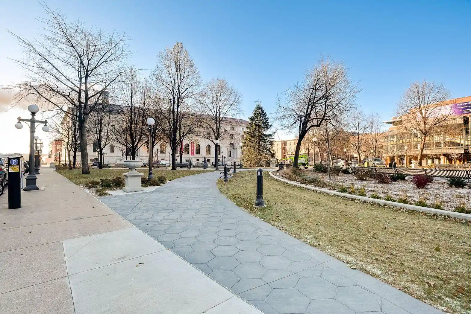 Listing Photo 55 - Condo for sale in 350 Saint Peter St located at 350 Saint Peter St, St. Paul, MN 55102 - Unit #909