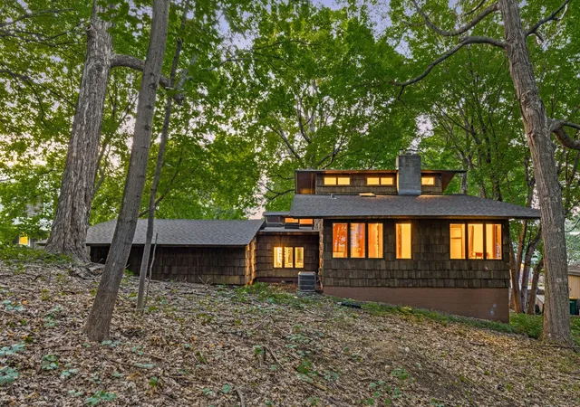 Homes for sale in Excelsior, MN | 27665 Island View Rd, Excelsior, MN 55331 | MLS# 7087450