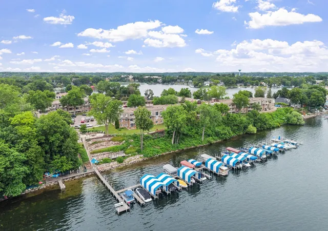 1st image of 4407 Wilshire Blvd #305, Mound, MN 55364 | MLS# 7087527