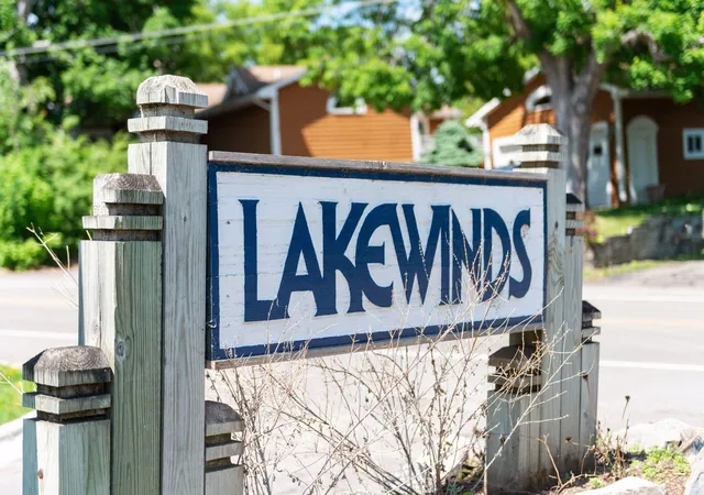 3rd image of 4407 Wilshire Blvd #305, Mound, MN 55364 | MLS# 7087527