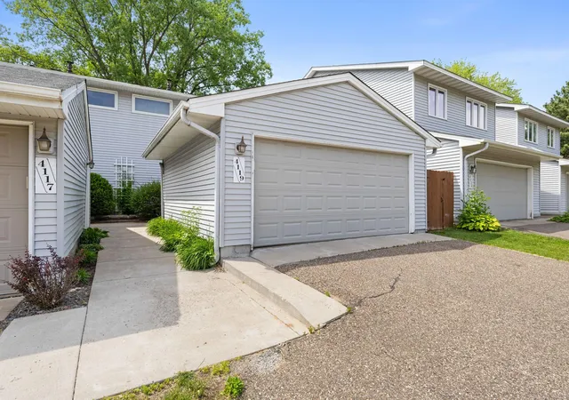 Homes for sale in Shoreview, MN | 4119 Nancy Pl, Shoreview, MN 55126 | MLS# 7087532