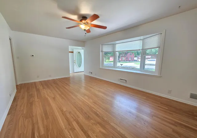 Photo 3 of Single family home for sale at 723 S 4th Street, Le Sueur, MN 56058 | MLS# 7087547 | Listing updated on 2026-08-26