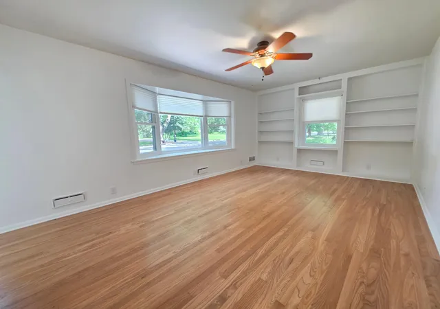 Photo 4 of Single family home for sale at 723 S 4th Street, Le Sueur, MN 56058 | MLS# 7087547 | Listing updated on 2026-08-26